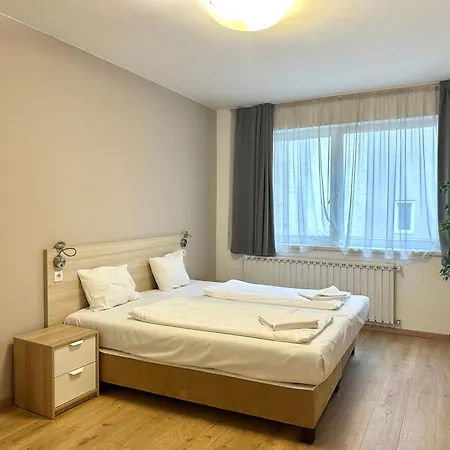 Prime * Budapeste